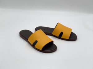 Dép TP nam - màu vàng lót đen