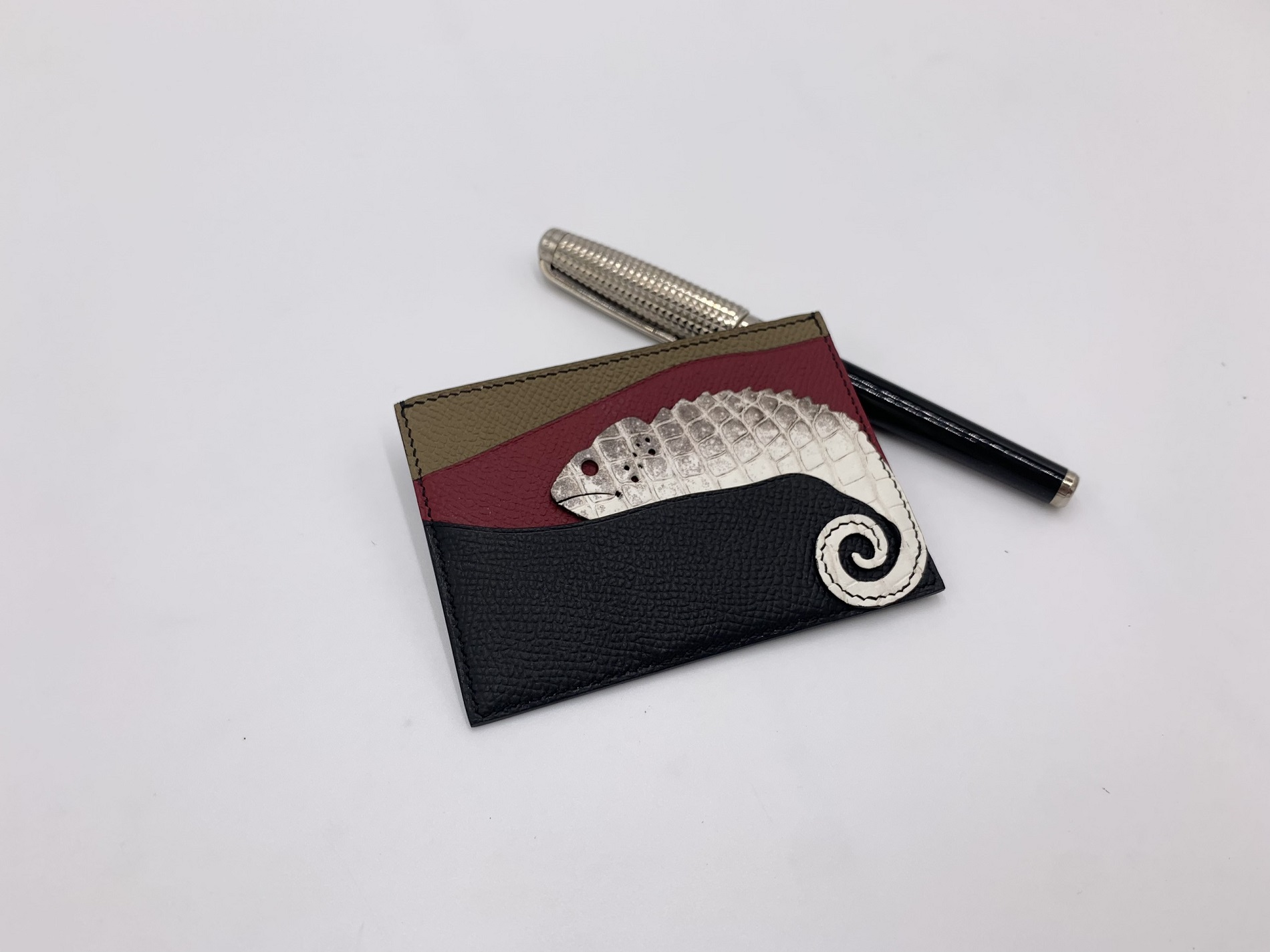 z4564648381480_988cfb80f03b7f44bfd934fb6ffbcff1