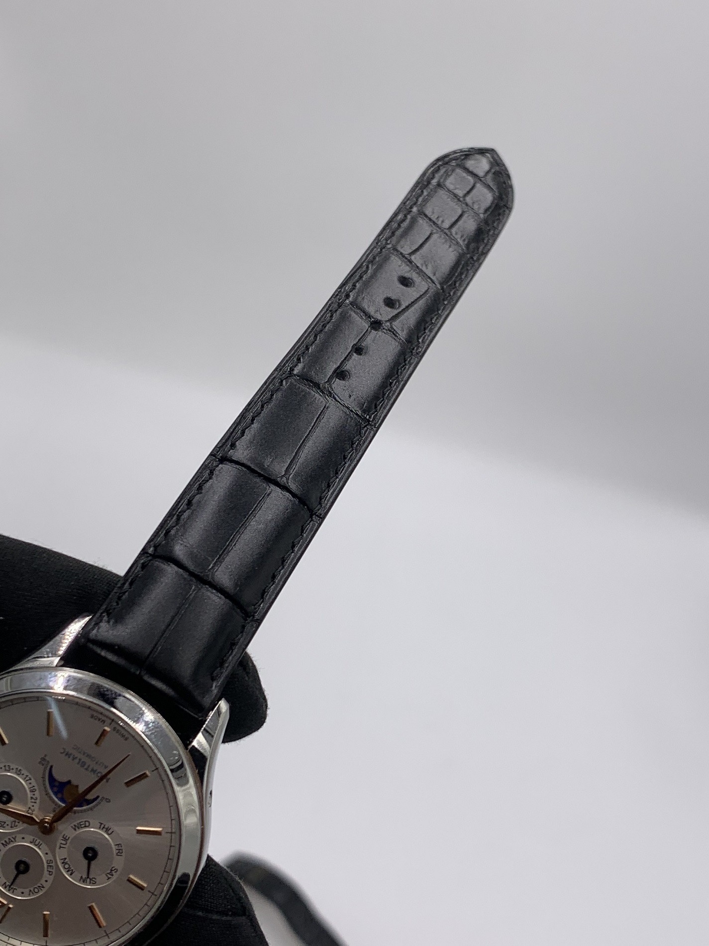 z5036224753594_40b0b67c6e3d1e49b01dc521c432ad43