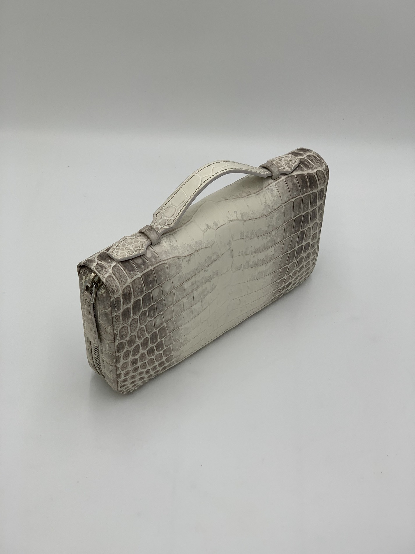 z5104368247712_aeea88f986477b6cd598b9355c170316