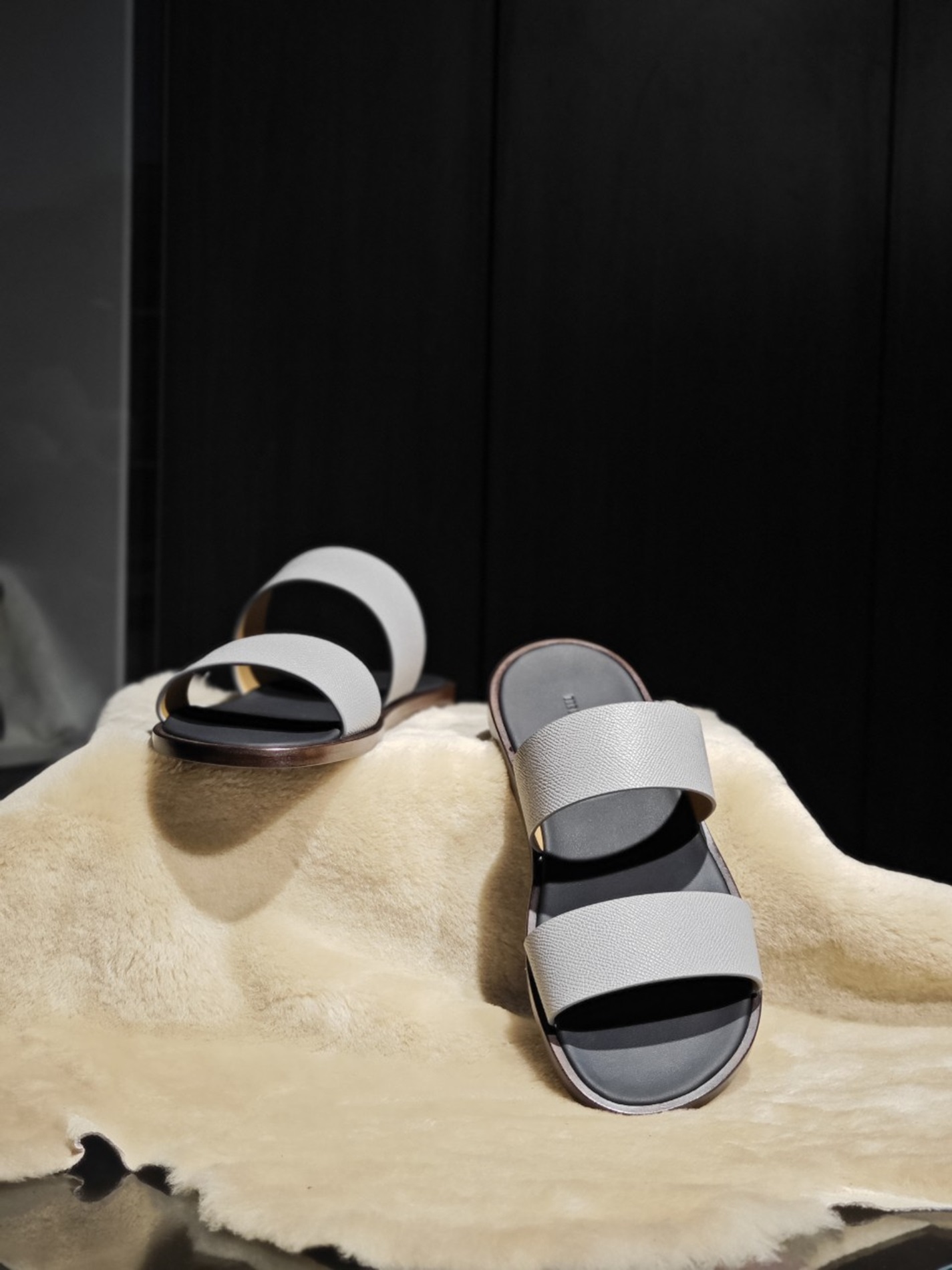 Dép TP nam - GoRi màu xám