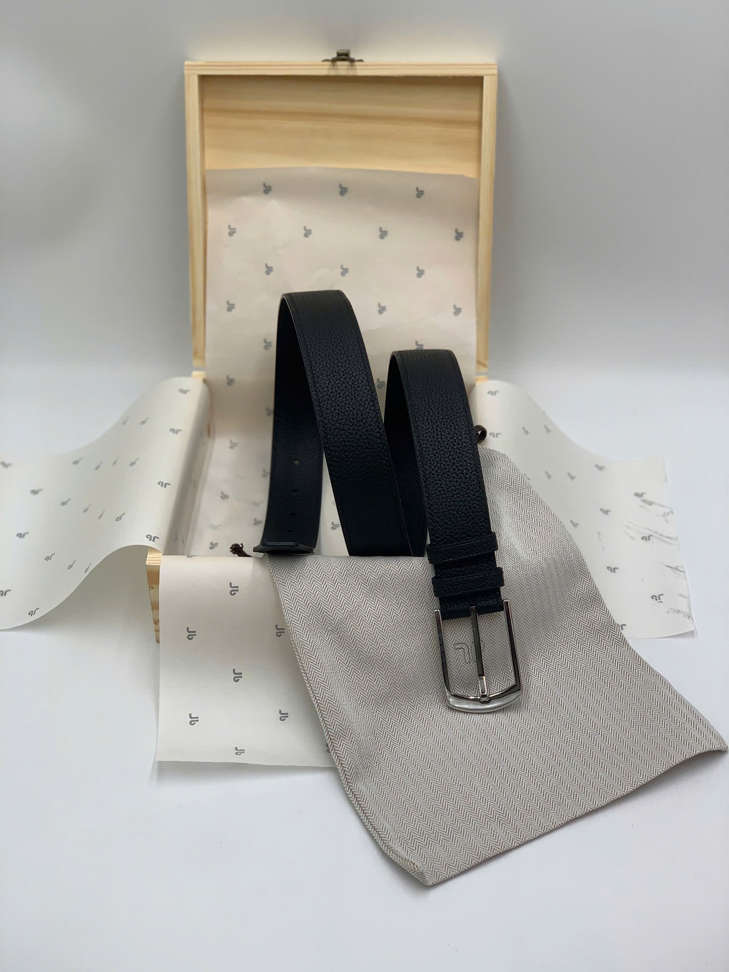 z5985640296448_00fc039dc9d8e6e61be0454745176388