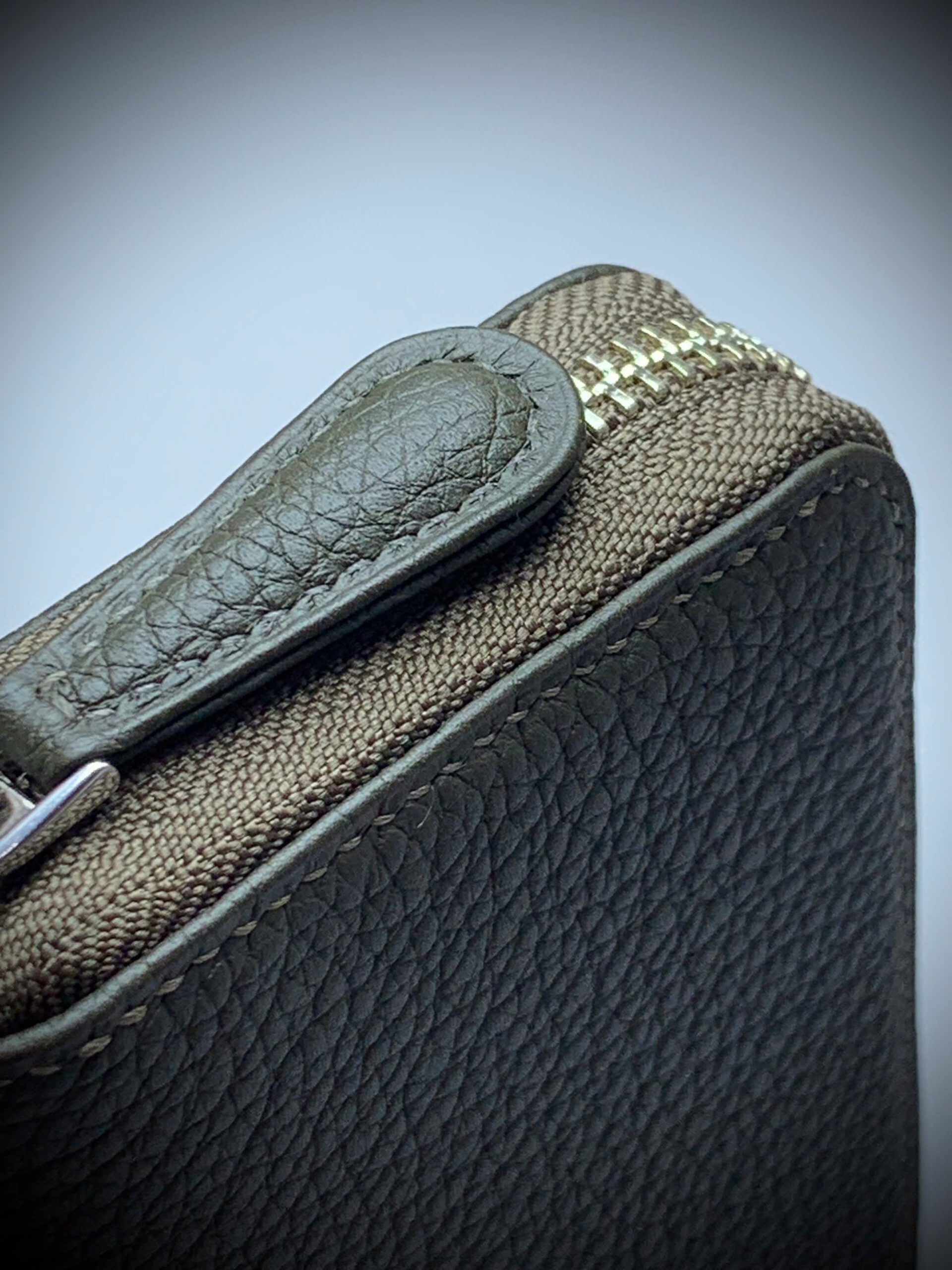 Silk Card Holder - Ví đựng thẻ da Togo xanh rêu - Hình ảnh 5