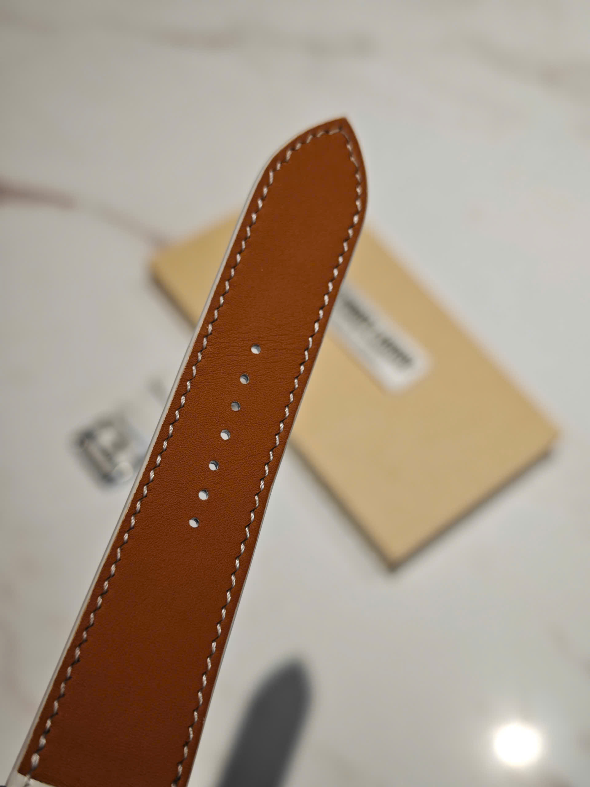 Dây đồng hồ Apple Watch da cá sấu Pháp - Hình ảnh 7