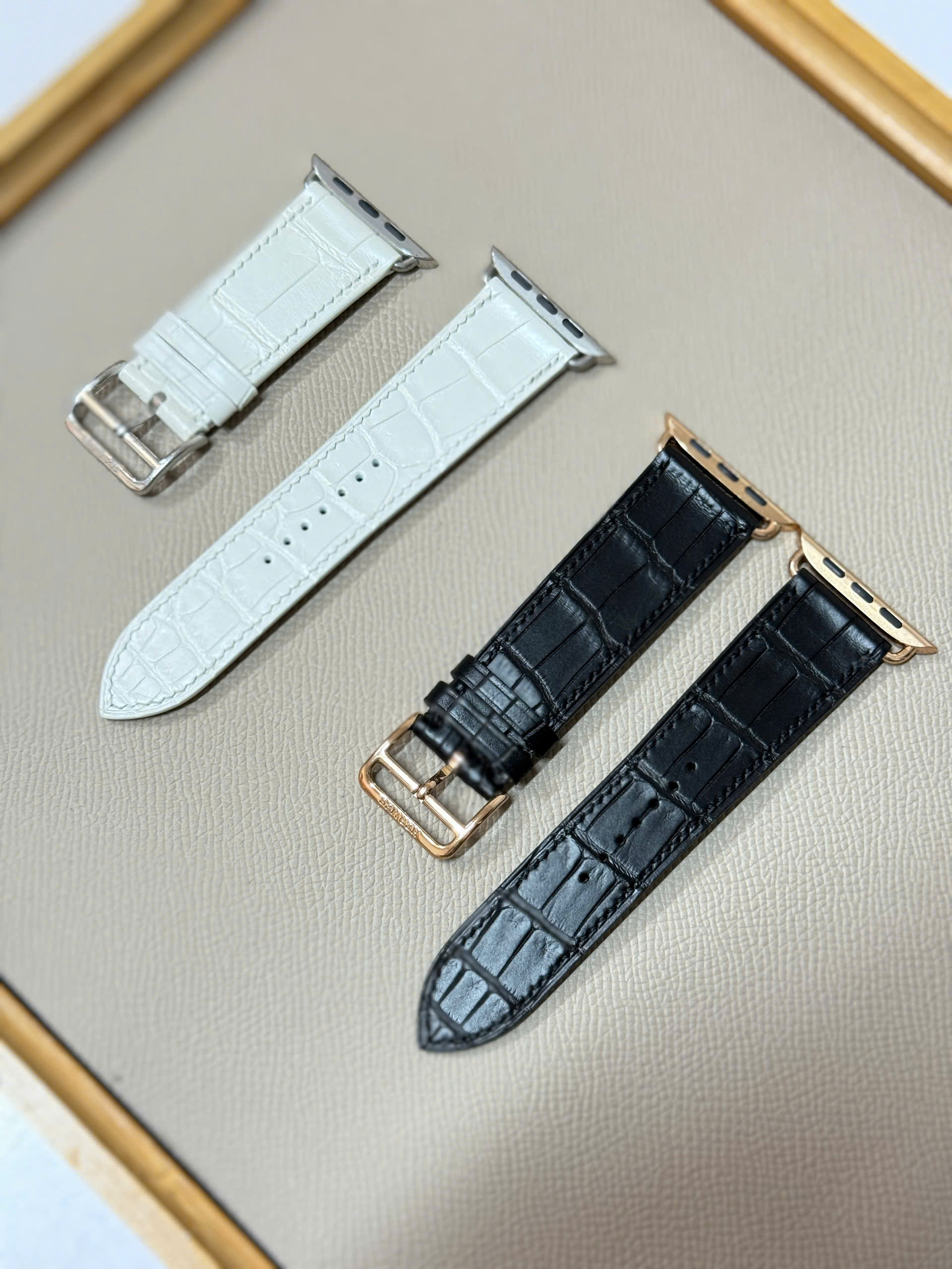 Dây đồng hồ Apple Watch da cá sấu Pháp