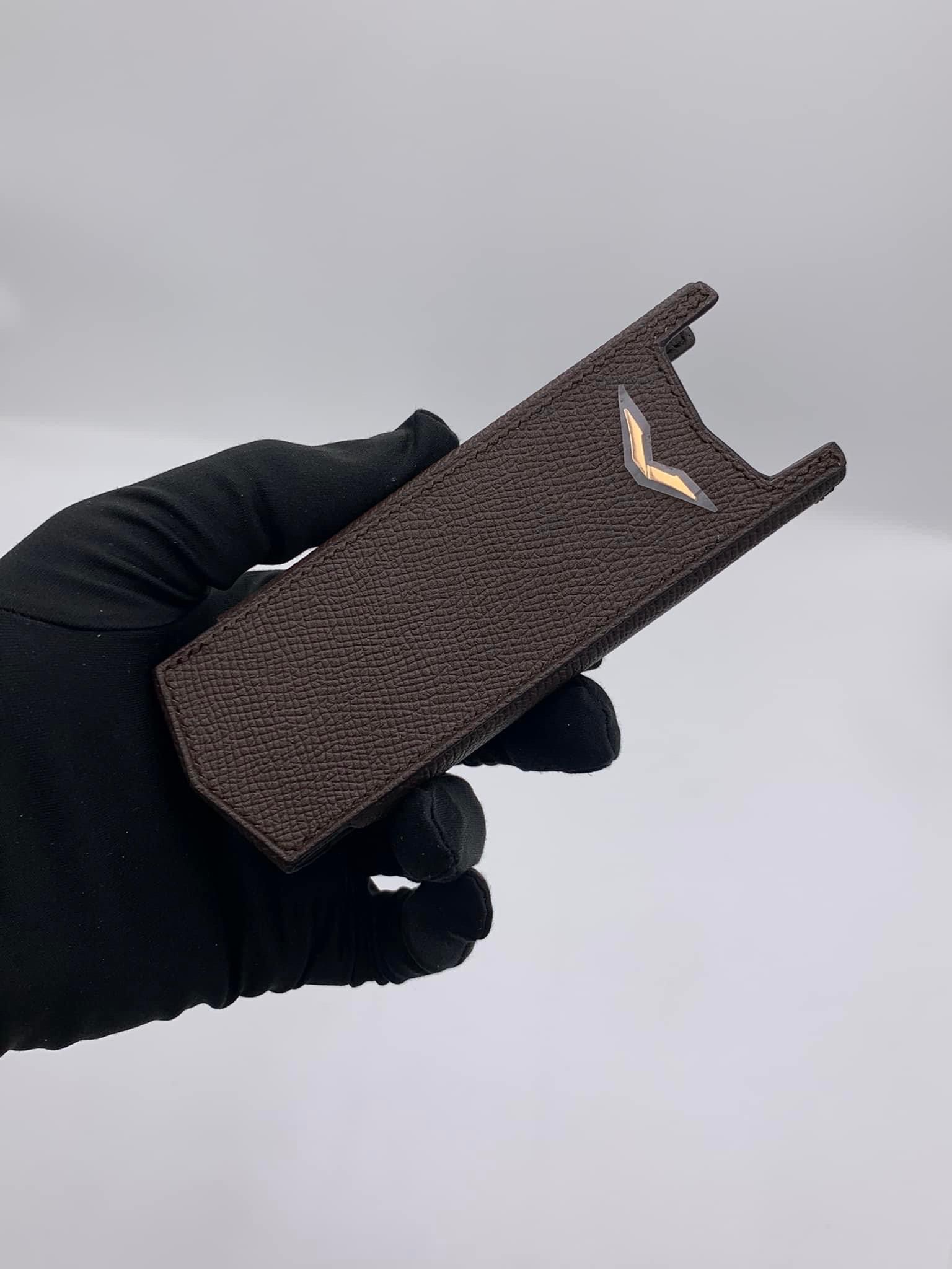 Bao da Vertu Signature S màu nâu chocolate