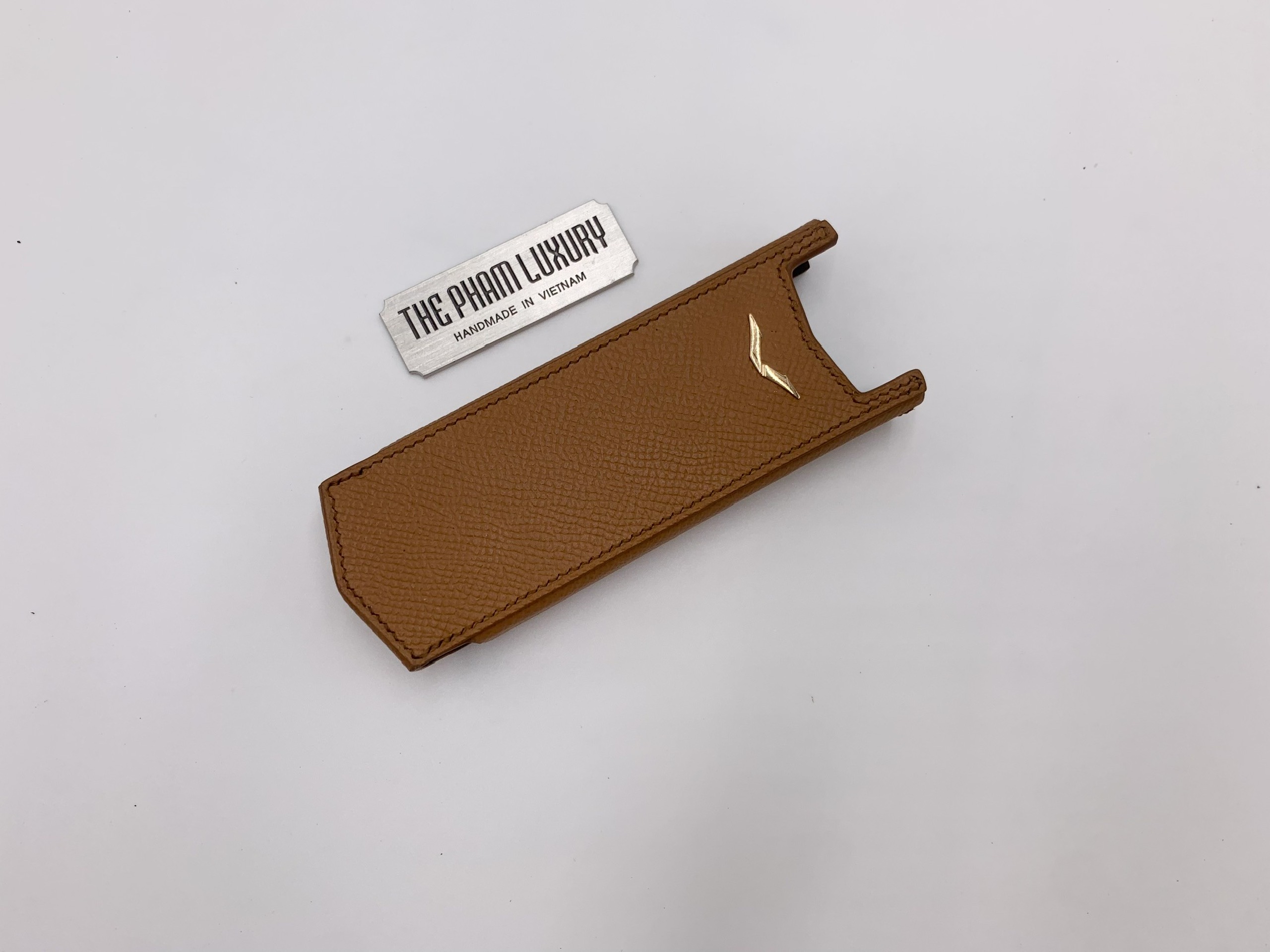 Bao da Vertu Signature S da Epsom gold kiểu rút - Hình ảnh 5
