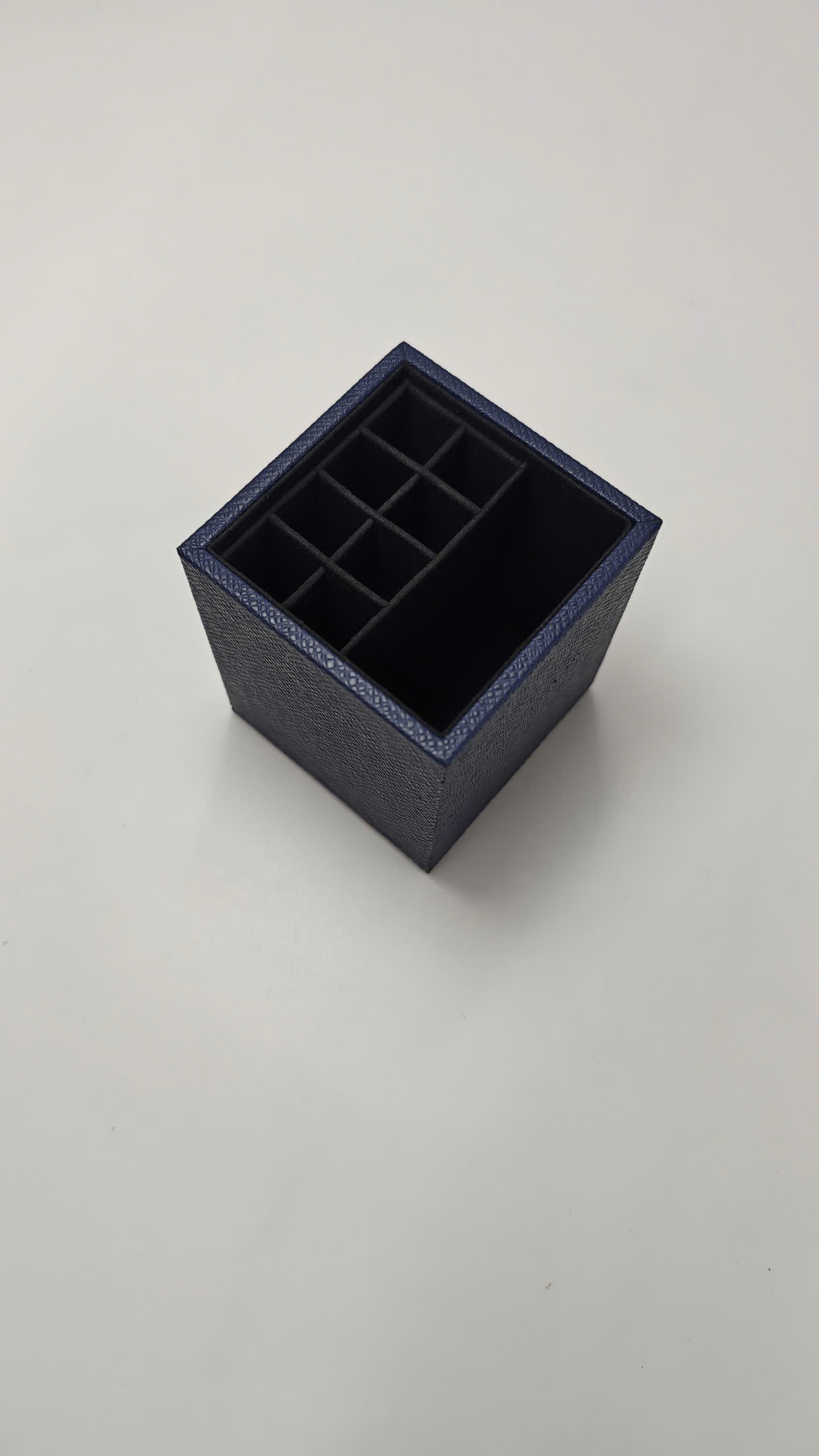 TP Pen Box Signature – Navy Edition - Hình ảnh 2