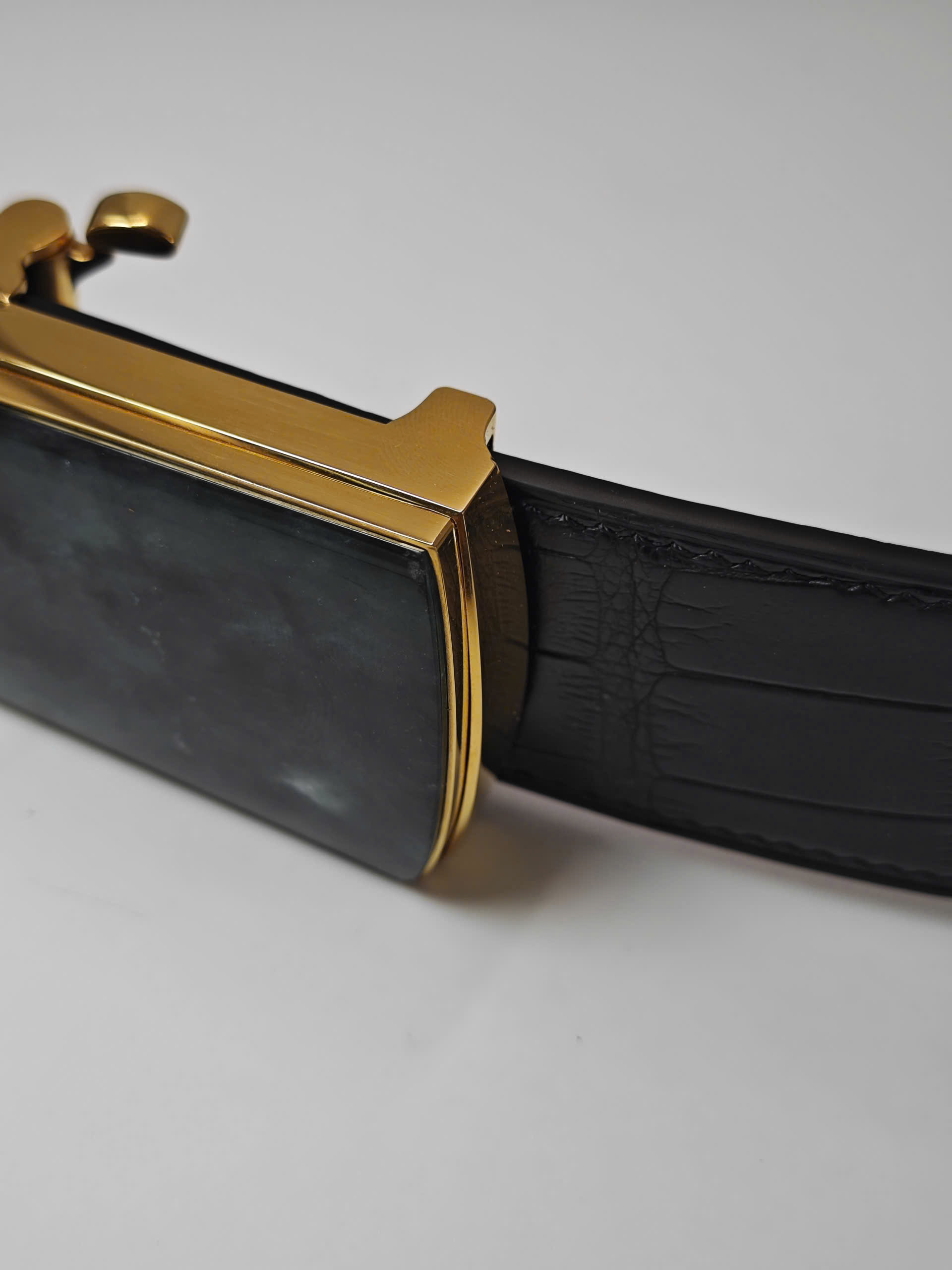 Dây lưng da cá sấu khóa tự động – Chế tác thủ công Thế Phạm - Hình ảnh 3