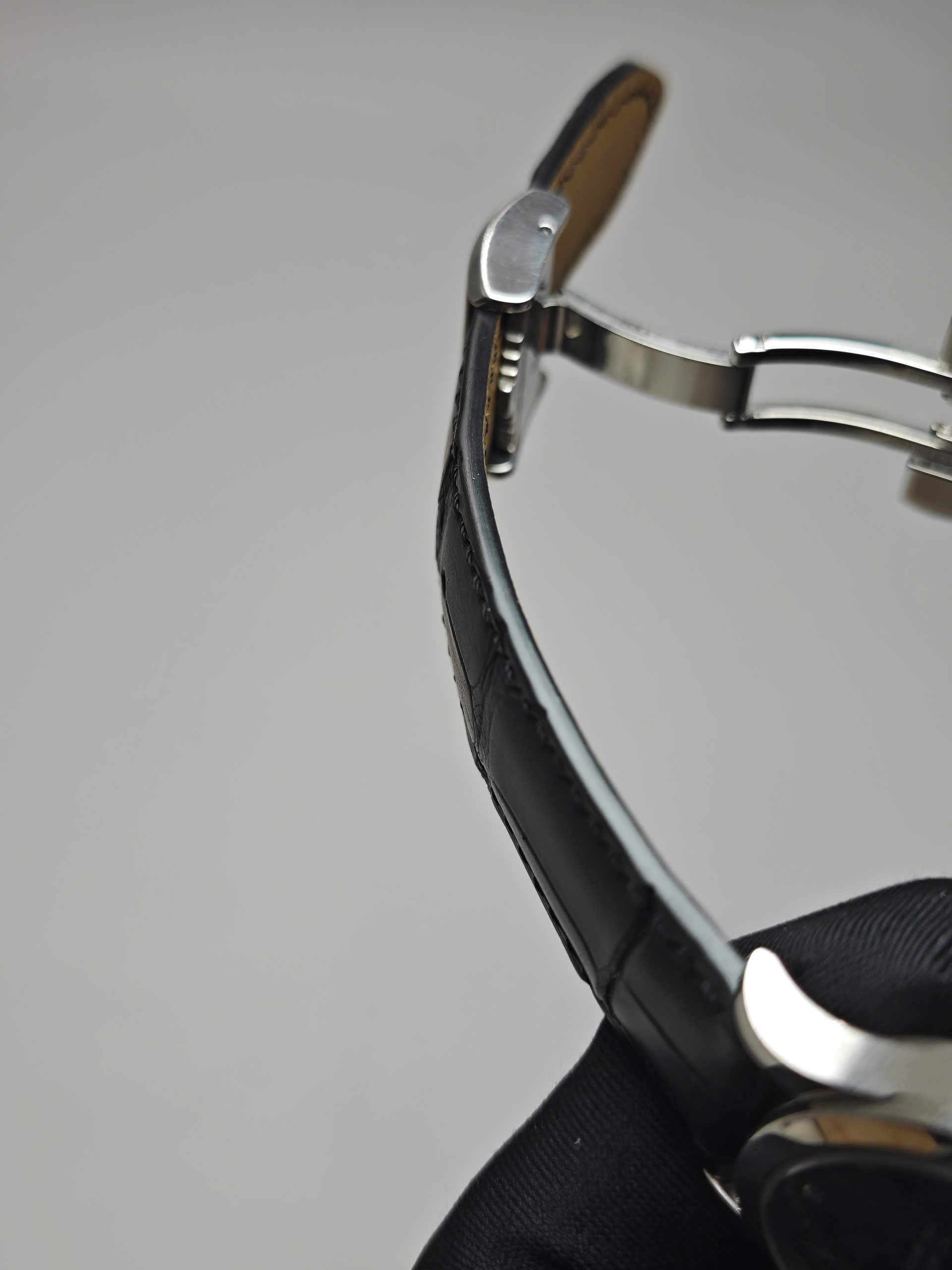 Dây đồng hồ Longines da cá sấu Pháp vân hàm - Hình ảnh 5